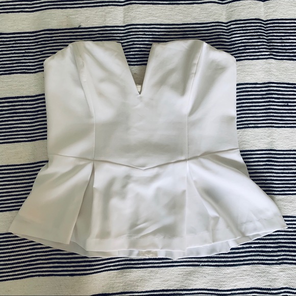 GUESS Strapless Low Cut Flare Top - Picture 2 of 6